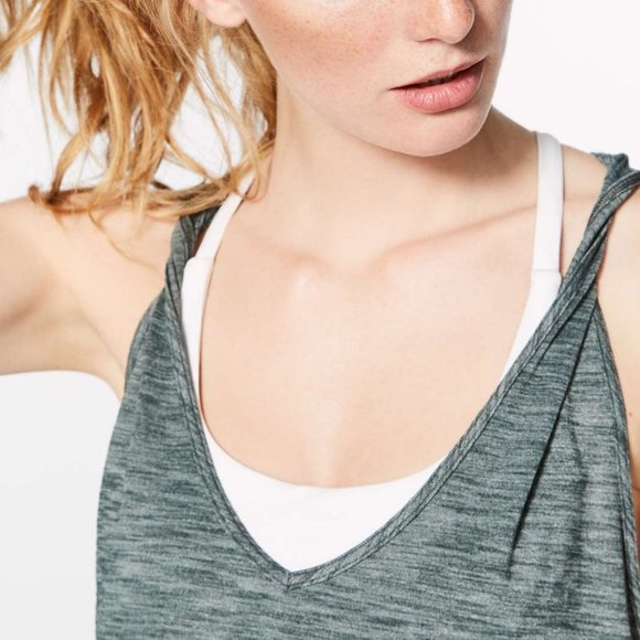 Lululemon Do The Twist Tank Heathered Dark Forest Size 4 - Picture 6 of 6